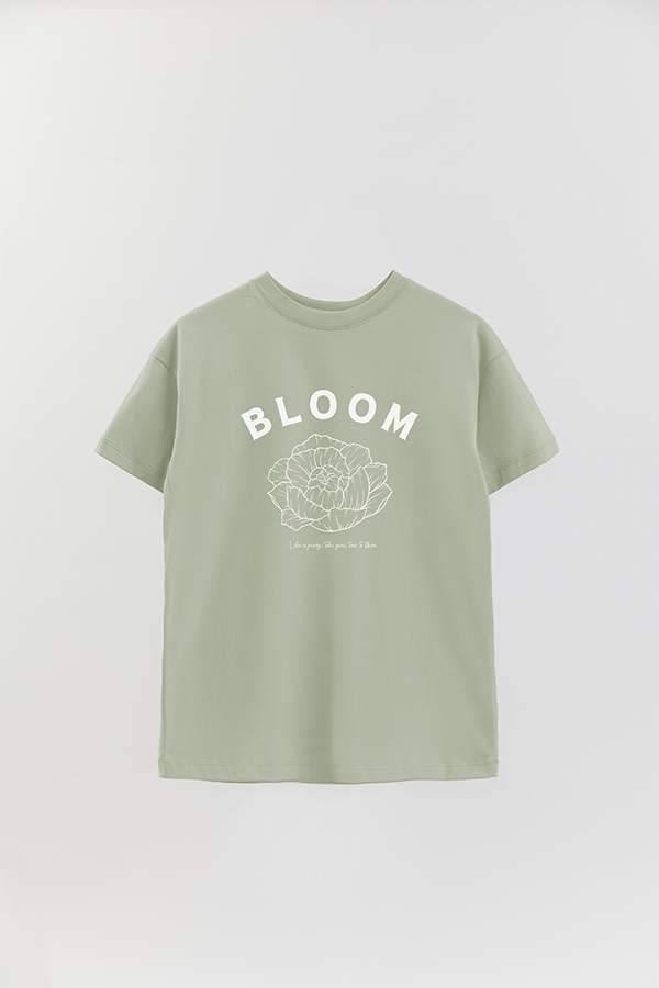 REMERA OVER ESTAMPADA PEONIES BLOOM
