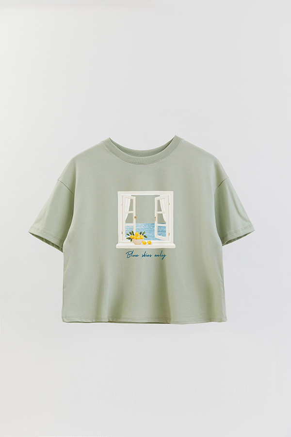 REMERA CROP ESTAMPADA COASTAL BLUE SKIES