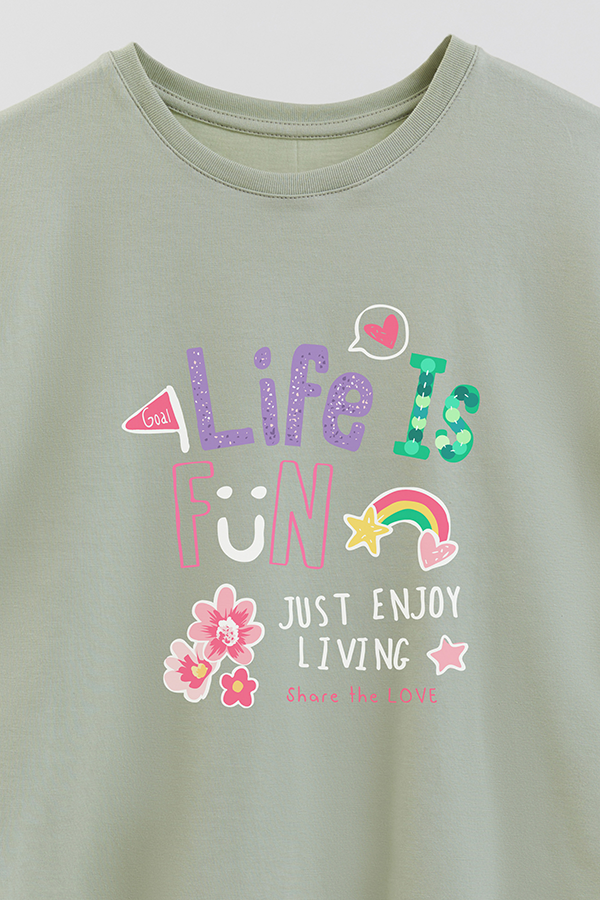 REMERA GIRL OVER LIFE IS FUN