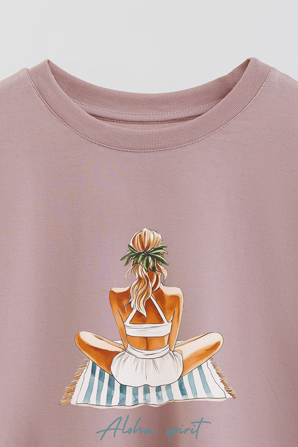 REMERA CROP ESTAMPADA COASTAL ALOHA SPIRIT