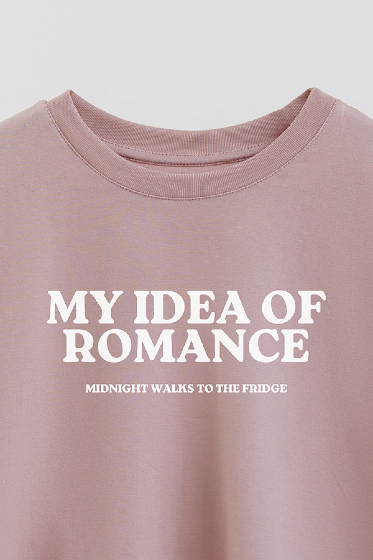 REMERA CROP ESTAMPADA WCV MY IDEA OF ROMANCE