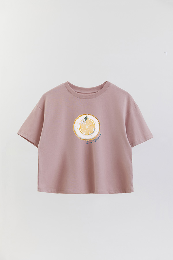 REMERA CROP ESTAMPADA COASTAL BAKED SUNSHINE