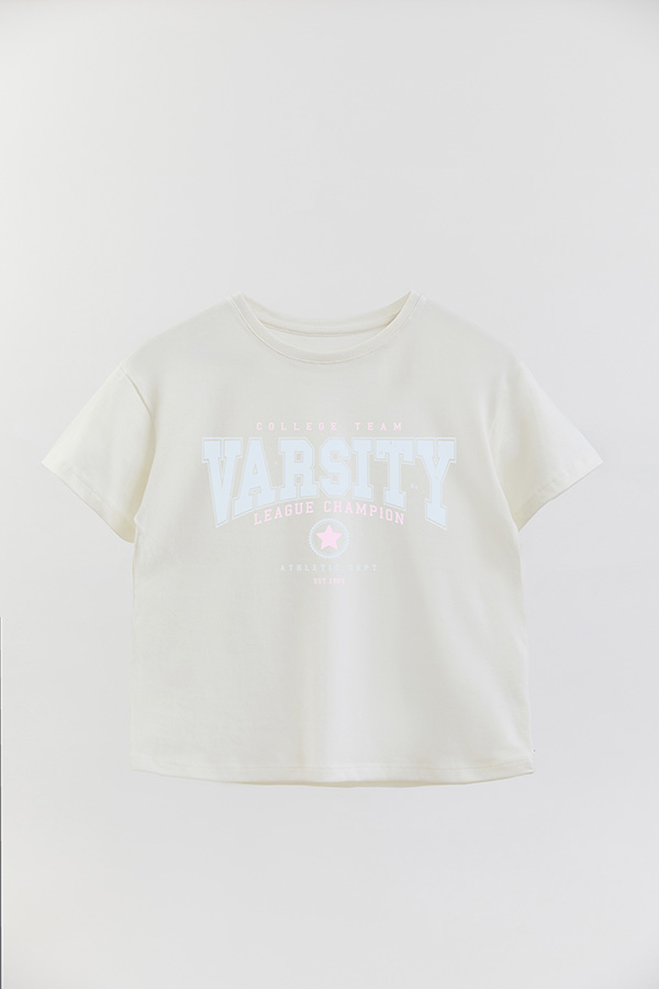 REMERA GIRL OVER VARSITY