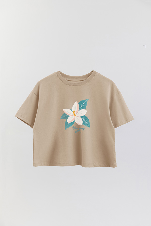 REMERA CROP ESTAMPADA COASTAL BLOOMING SOFTLY