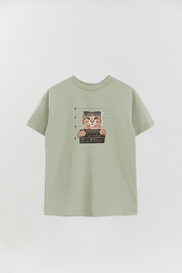 REMERA OVER ESTAMPADA CAT POLICE DEPT 2