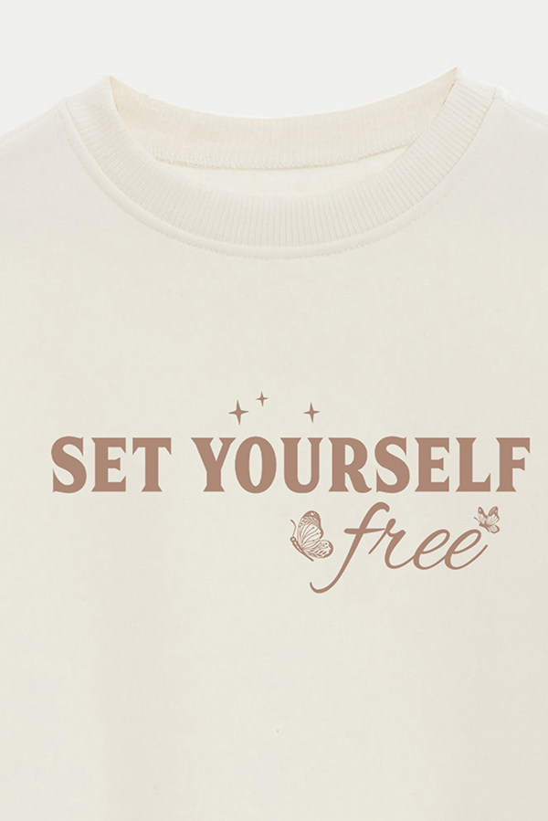 BUZO CROP FRISA ESTAMPADO MINIMAL LOVE FREE
