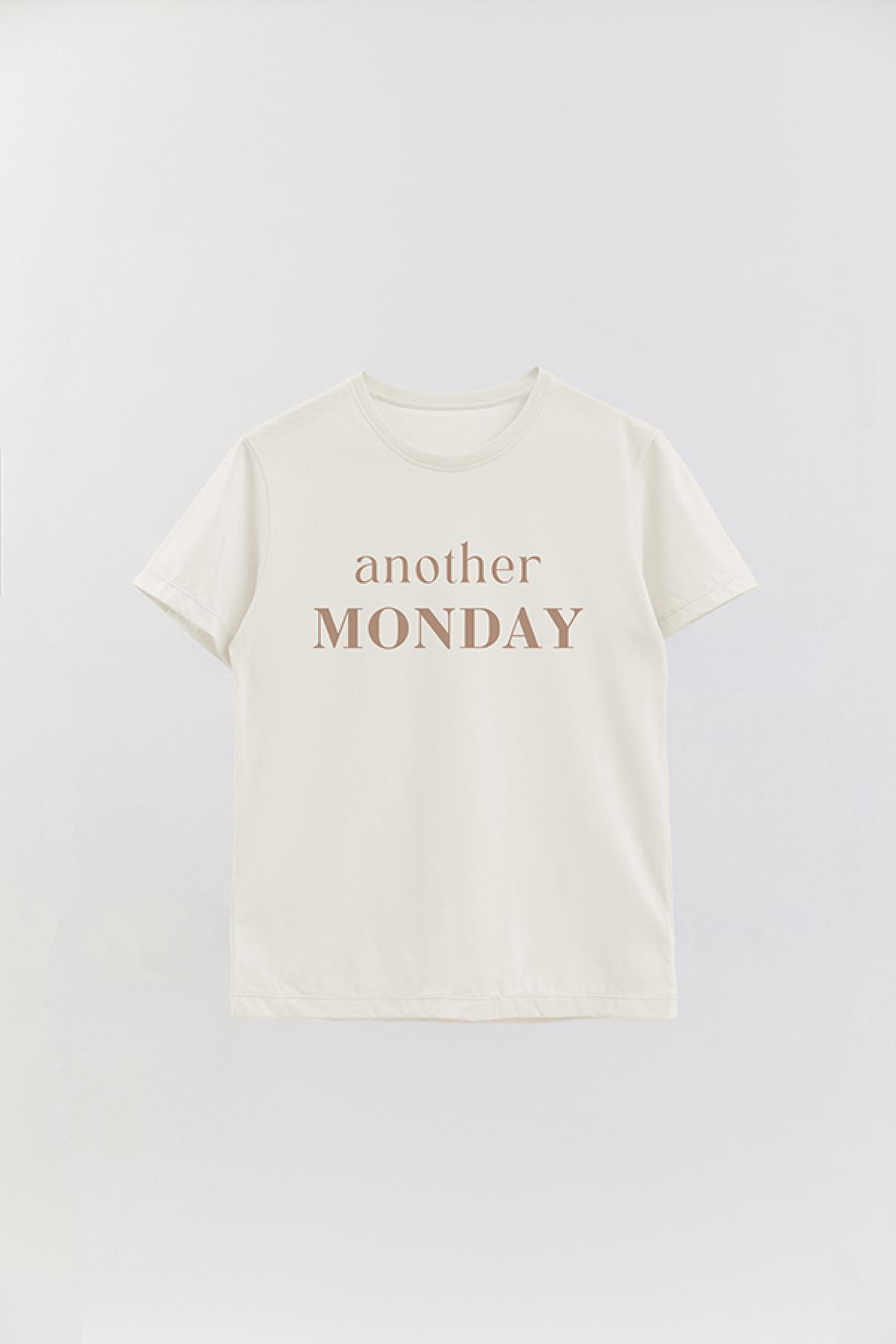 REMERA OVER ESTAMPADA WCV3 ANOTHER DAY