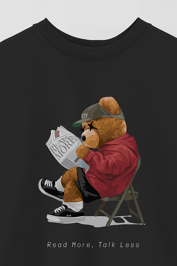 REMERA OVER ESTAMPADA UNISEX TEDDY READ MORE TALK LESS