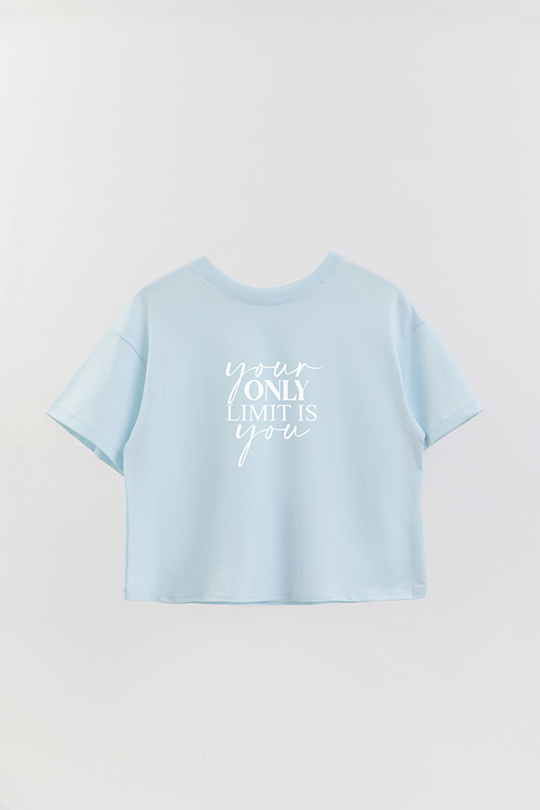 REMERA CROP ESTAMPADA ML YOUR ONLY LIMITS IS YOU