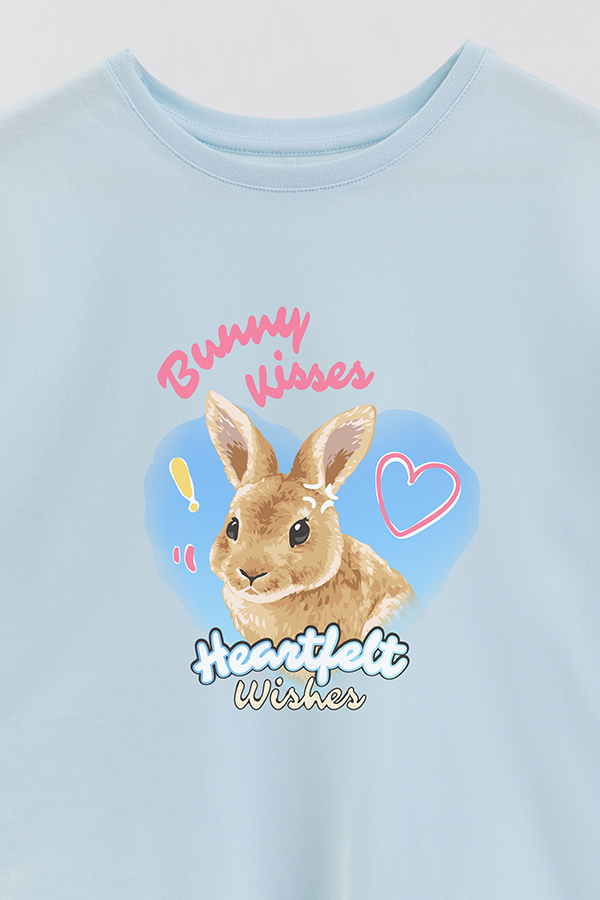 REMERA GIRL OVER BUNNY KISSES