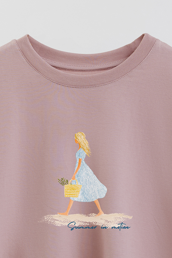 REMERA CROP ESTAMPADA COASTAL SUMMER IN MOTION