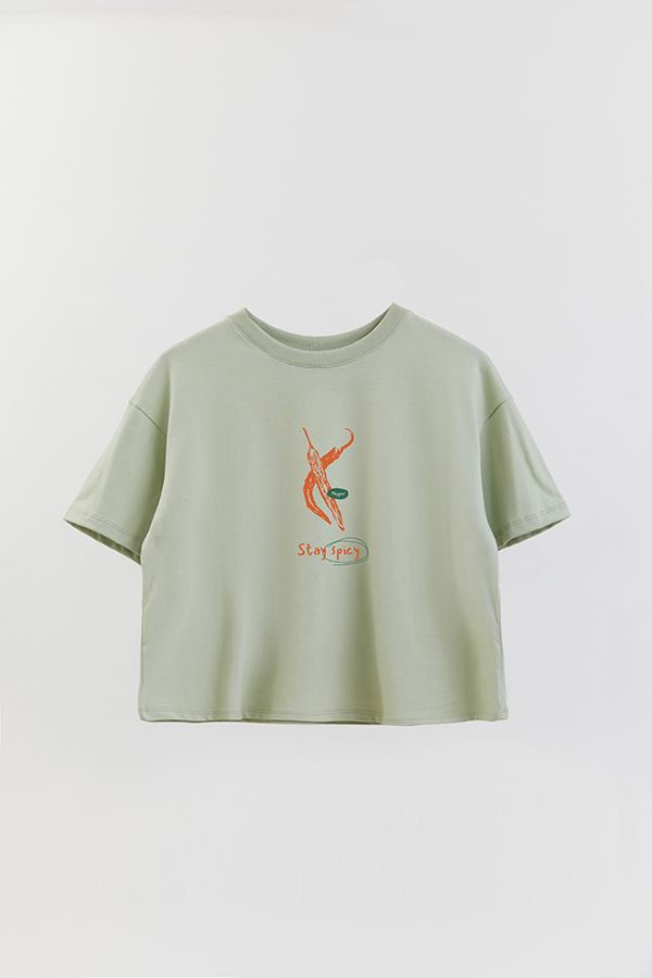 REMERA CROP ESTAMPADA HARVEST STAY SPICY