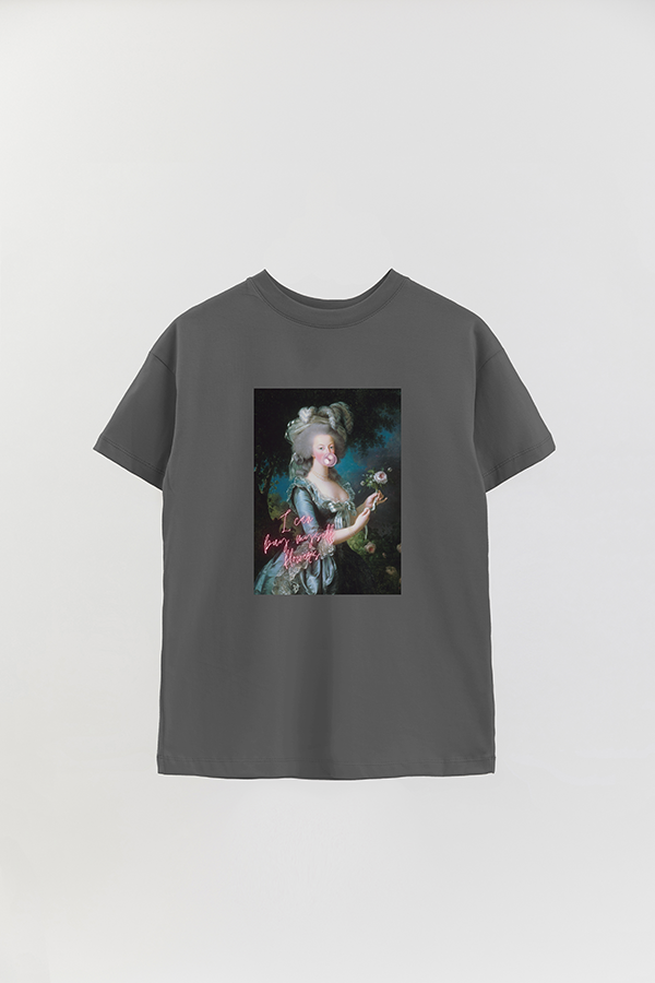 REMERA OVER ESTAMPADA ART COLLECTION 24 I CAN BUY MYSELF FLOWERS 2
