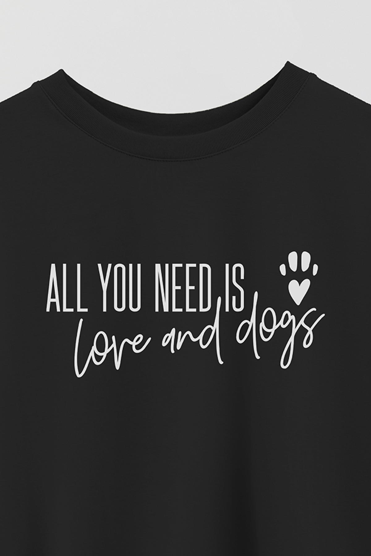REMERA CROP ESTAMPADA LV6 ALL YOU NEED IS LOVE AND DOGS