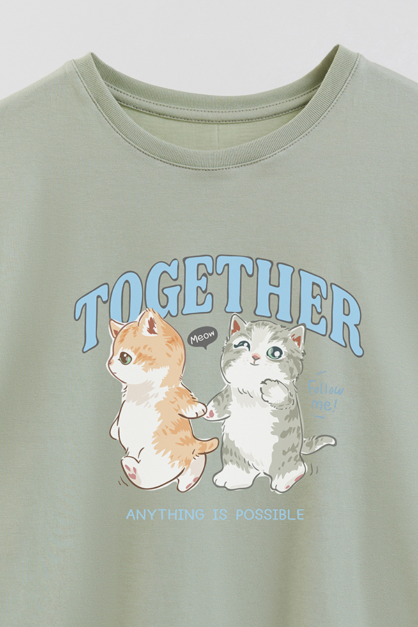 REMERA GIRL OVER KITTY DREAMS TOGETHER