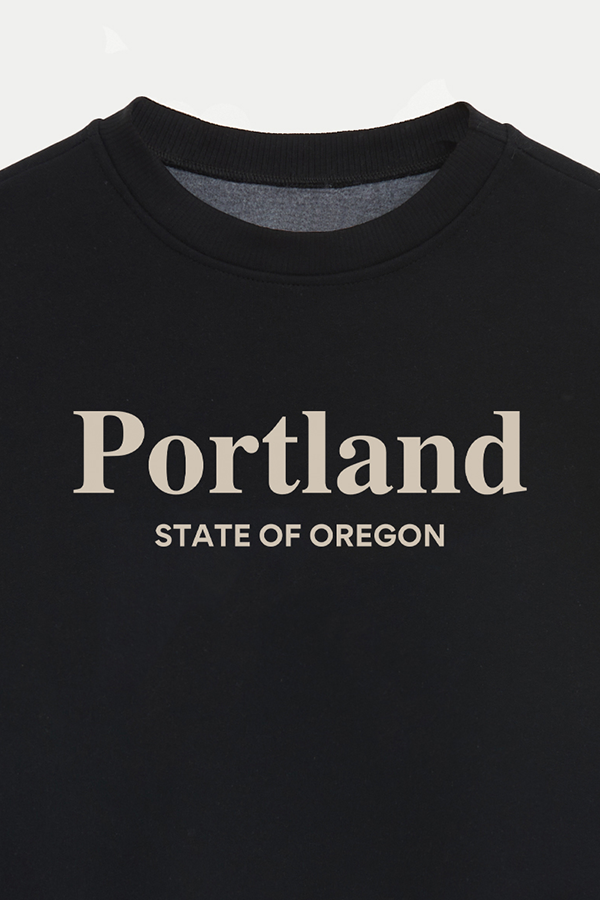 BUZO CROP ESTAMPADO VARSITY PORTLAND STATE OREGON