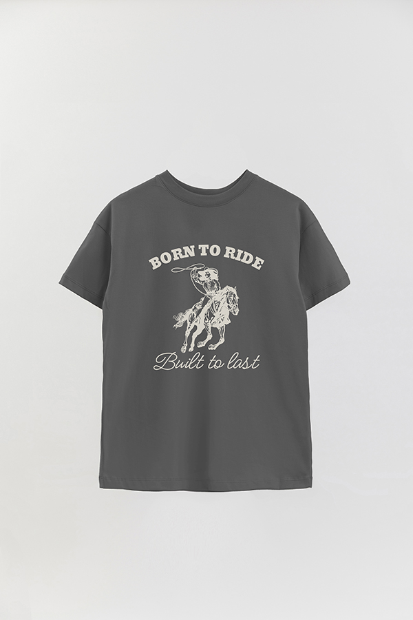 REMERA OVER ESTAMPADA COSMIC GIRL BORN TO RIDE