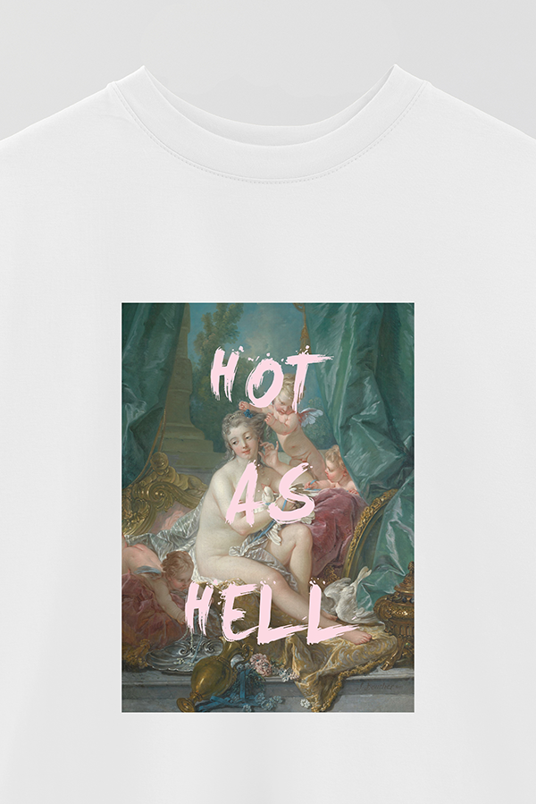 REMERA OVER ESTAMPADA ART COLLECTION 81 HOT AS HELL