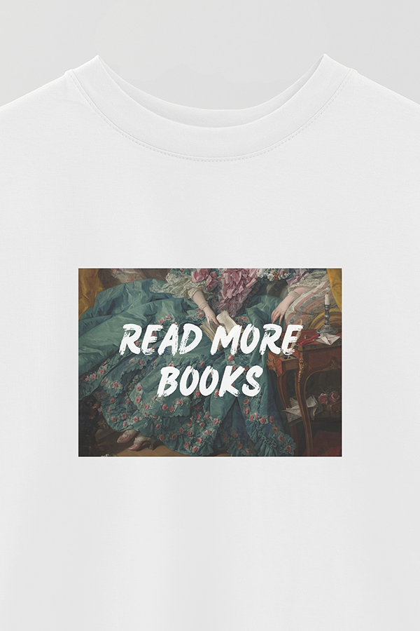 REMERA OVER ESTAMPADA ART COLLECTION 7 READ MORE BOOKS
