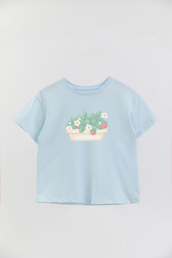 REMERA GIRL OVER HARVEST CAT STRAWBERRY FLOWER