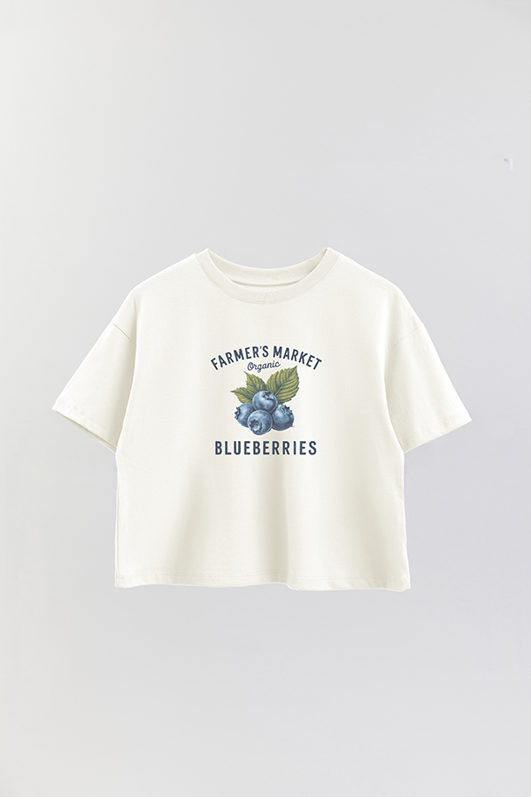 REMERA CROP ESTAMPADA HARVEST FARMER MARKET BLUEBERRY