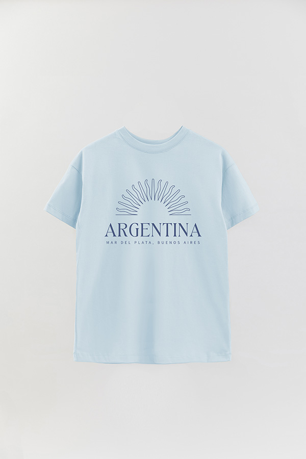 REMERA OVER ESTAMPADA ARG MS BUENOS AIRES