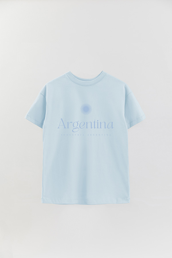 REMERA OVER ESTAMPADA ARG INDUSTRIA ARGENTINA