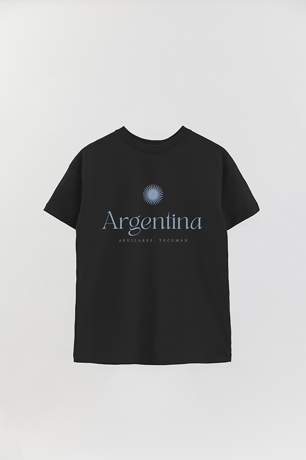 REMERA OVER ESTAMPADA ARG INDUSTRIA ARGENTINA