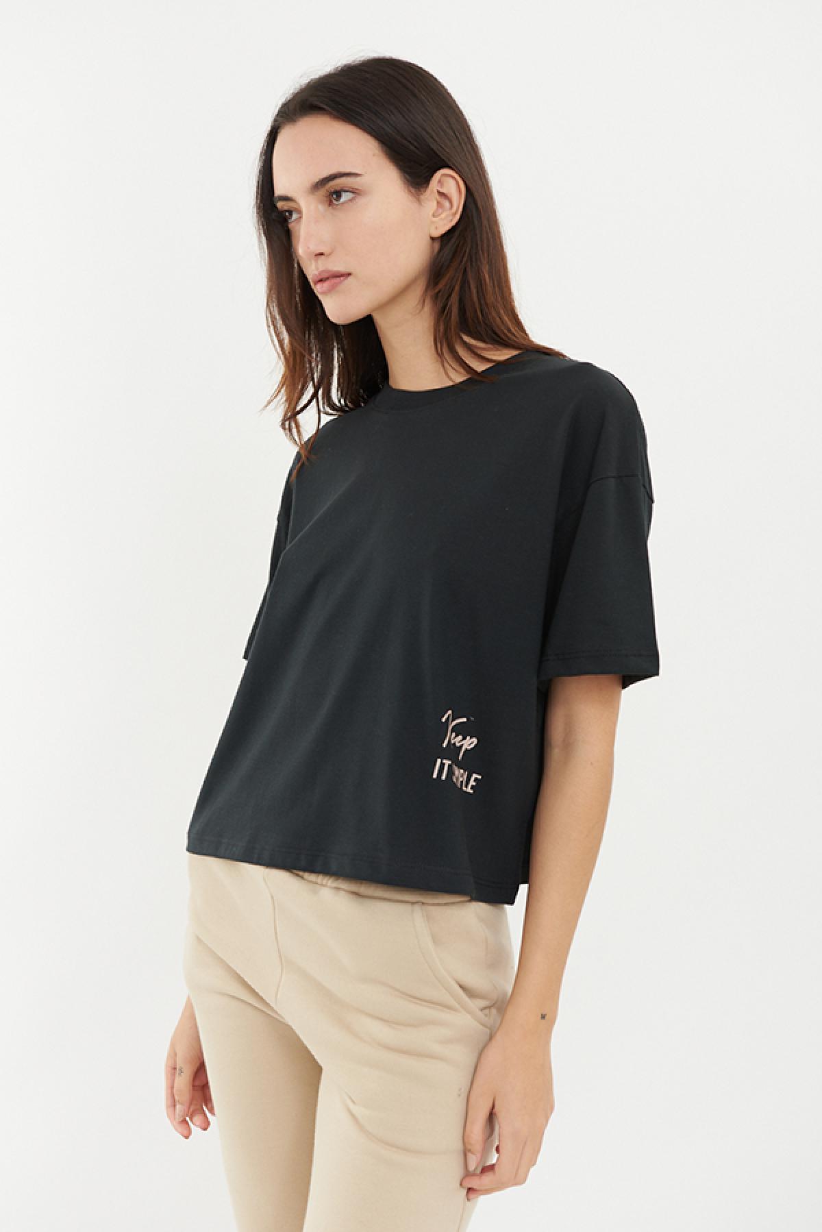 REMERA CROP ESTAMPADA DN KEEP IT SIMPLE