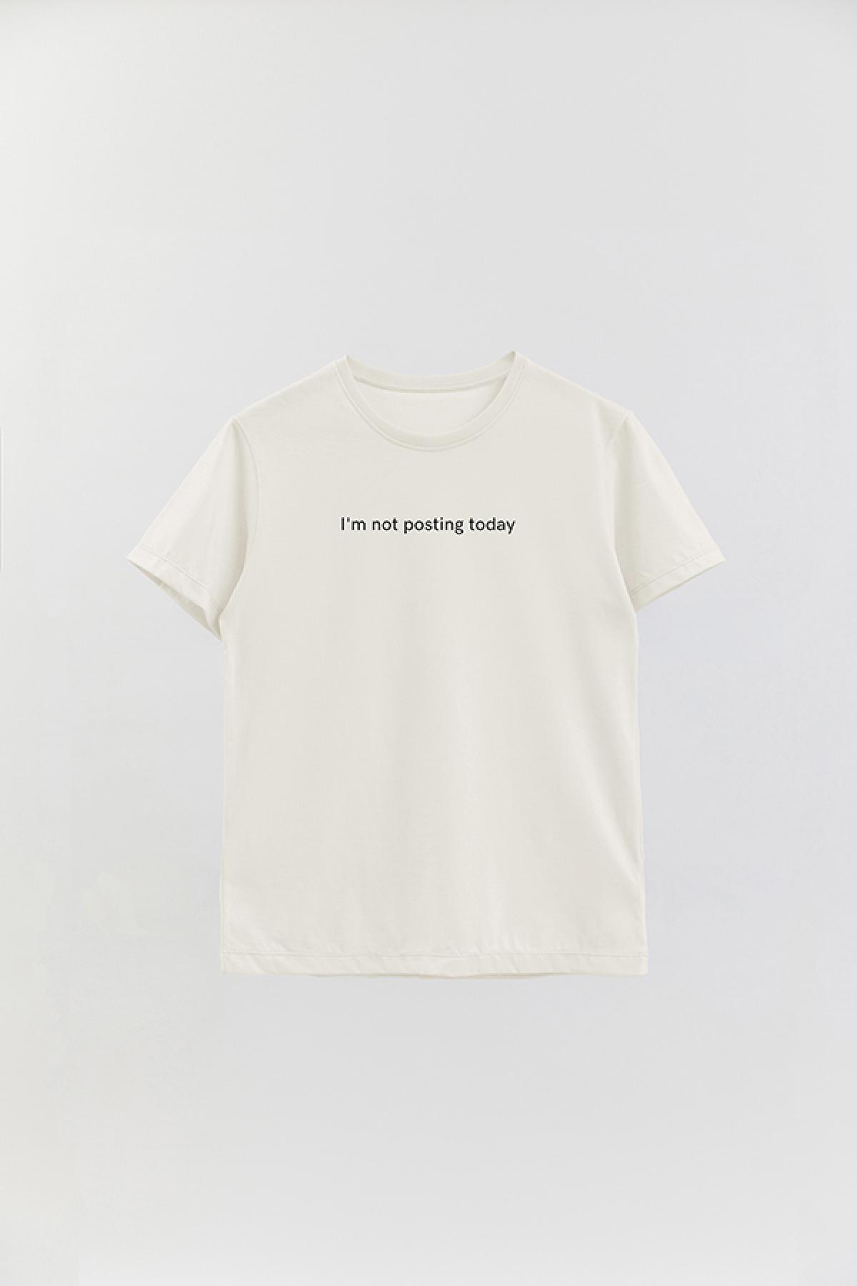 REMERA BASICA ESTAMPADA WCV I'M NOT POSTING TODAY