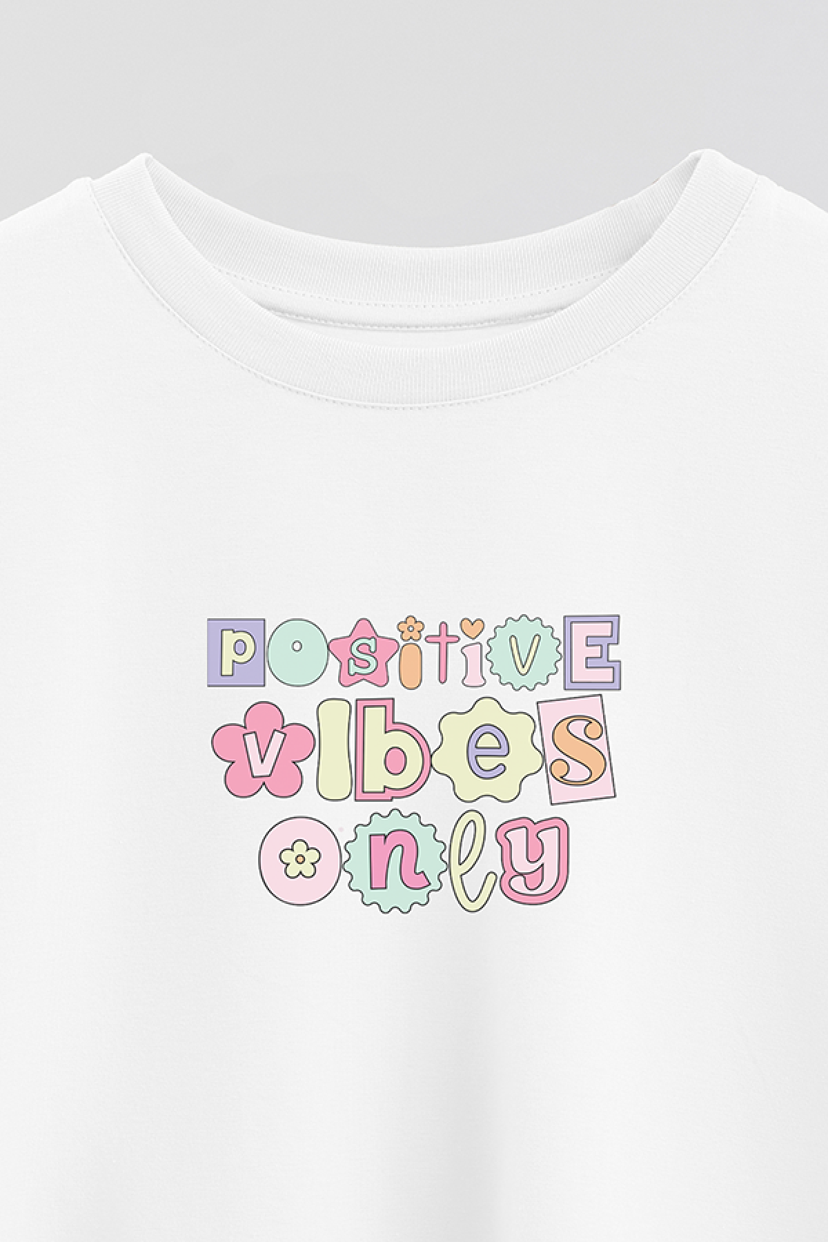 REMERA CROP ESTAMPADA CV4 POSITIVE VIBES ONLY