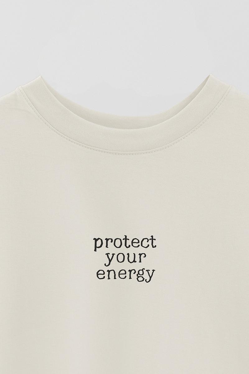 REMERA OVER ESTAMPADA UNISEX PROTECT YOUR ENERGY