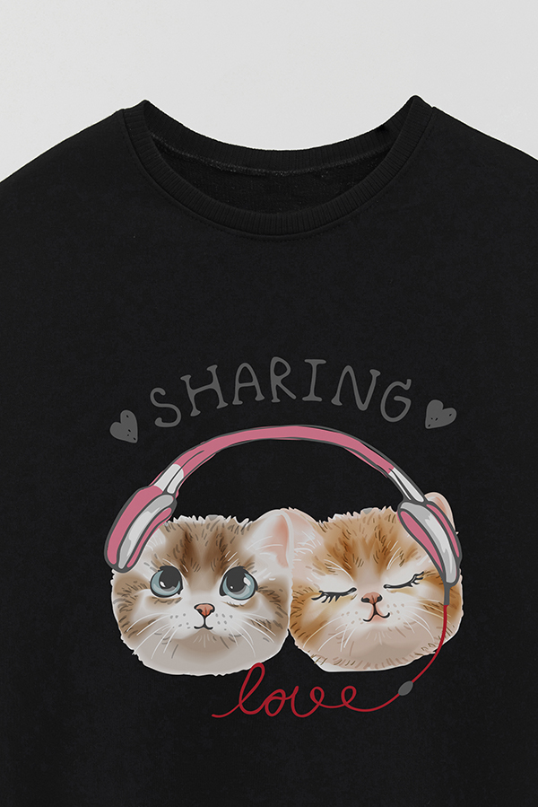 BUZO CREWNECK RUSTICO KITTY DREAMS SHARING