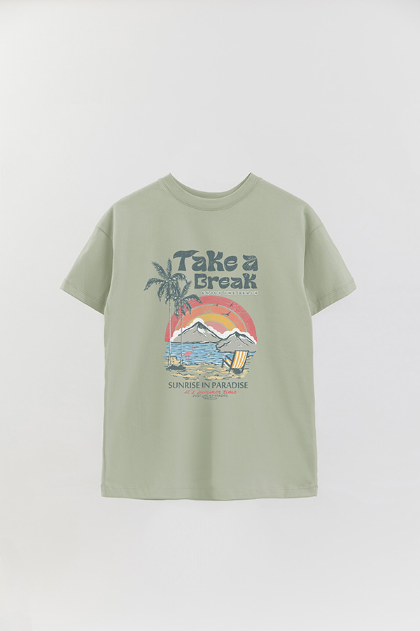 REMERA OVER ESTAMPADA TAKE A BREAK
