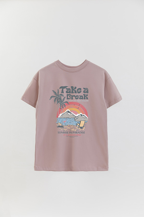 REMERA OVER ESTAMPADA TAKE A BREAK