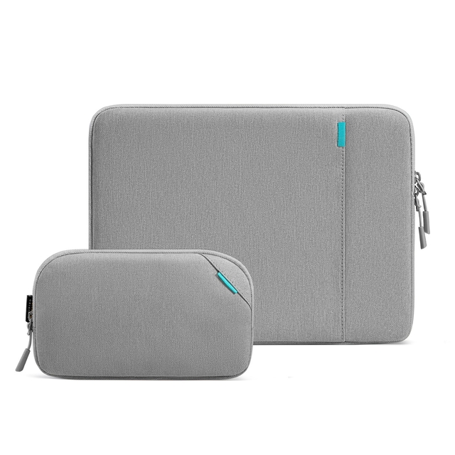KIT FUNDA MACBOOK AIR/PRO 15 DEFENDER + BOLSITO PARA ACCESORIOS A13 A02139 TOMTOC