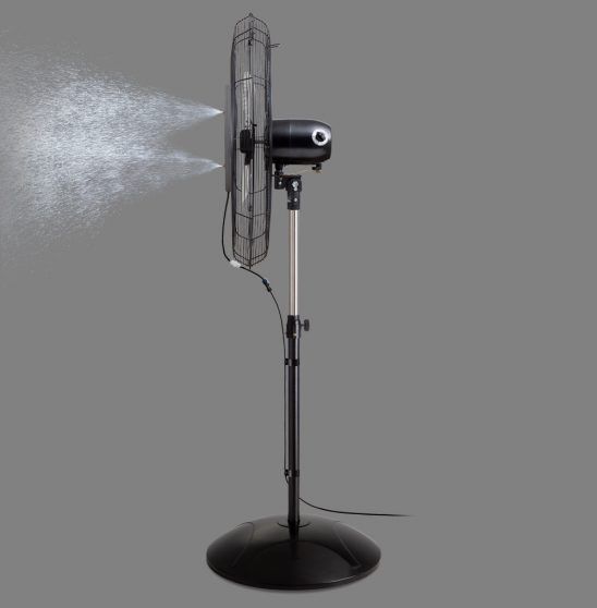 VENTILADOR DE PIE 32`` VPI32CB COOLBREEZE BRISA DE AGUA OPCIONAL PARRILLA METALICA NEGRA ASPAS METAL ASCILANTE + RECLINABLE  S/N