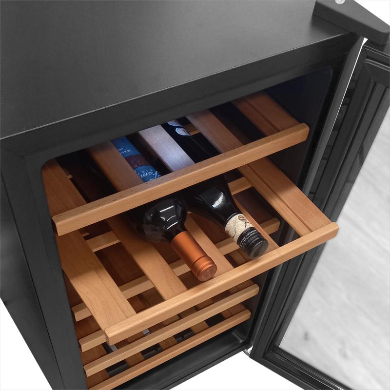 Cava para vinos Microsonic 28 botellas con estantes de madera